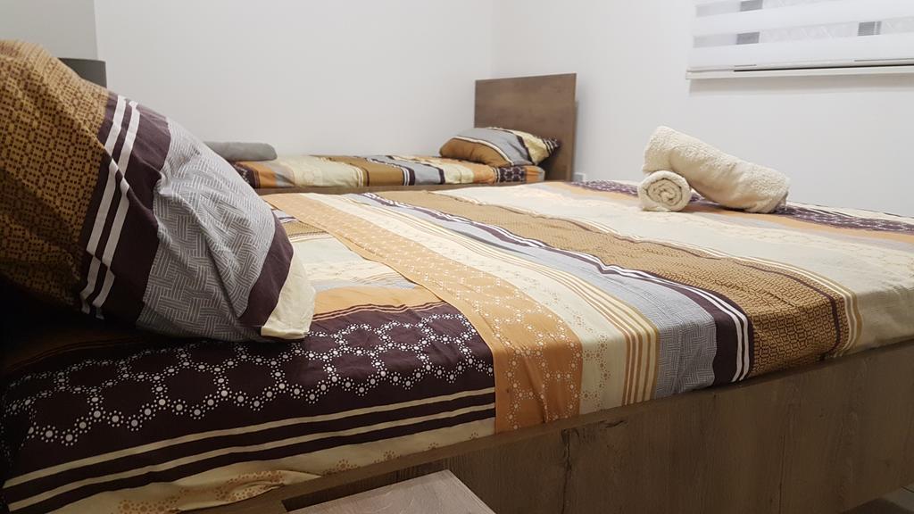 Spinola Seafront Apartment Saint Julian's Bagian luar foto